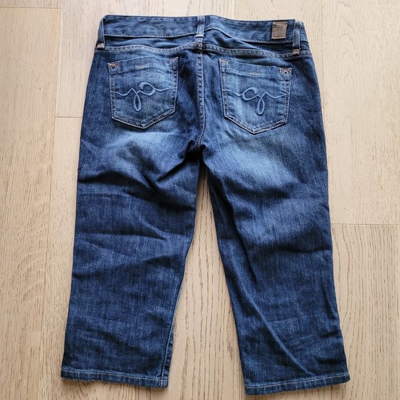 Guess Jeans - Crop- Excellent Condition - Size 27 - Picture 2 of 13